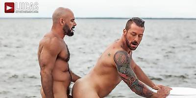 Hugh Hunter And Gio Forte Fuck On Fire Island