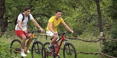 BelAmi: SPOKES - Lorenzo Ricci and Harry Coleman