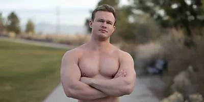 Corbin Fisher: Introducing Muscular Cody