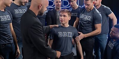 Betabetapi: Perks of Brotherhood Pledge Oliver Vol. 1
