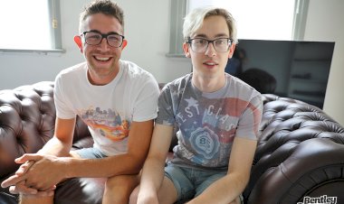 Aussie boy Sam Angel hooking up with our mate Damien