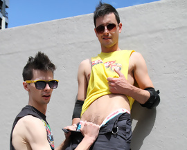 William and Ryan naked outdoors and fucking 2
