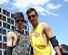 William and Ryan naked outdoors and fucking at BentleyRaceâ€