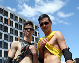 William and Ryan naked outdoors and fucking