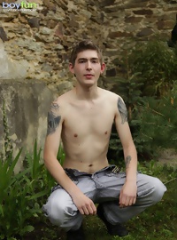Pete Crash whips out his big dick in the backyard