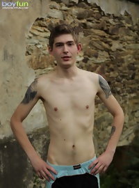 Pete Crash whips out his big dick in the backyard