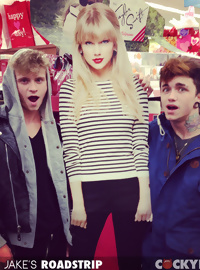 Max and Jakes ROADSTRIP - Instagram