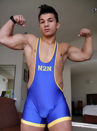 Big Muscles in Lycra - John Pavel