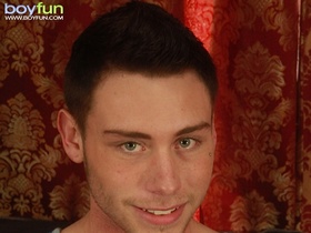 Gorgeous brunette Stephen Charles blows his load