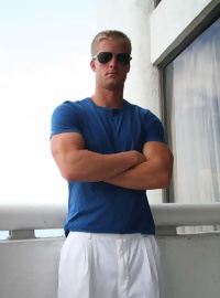 Blue-Eyed New Man on the Block ManAvenues Mickey Hardwood
