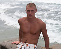 Muscular blond Stallion Bryce