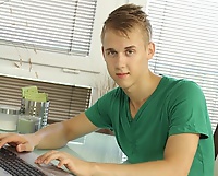 Gorgeous Chris Hollander fingers his tight asshole