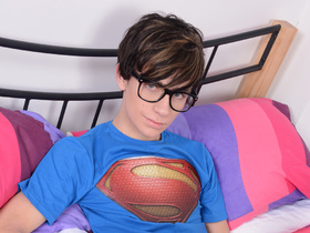 Horny geeks savour a passionate raw flip-flop fuck with lashings of hot jizz