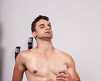 College Hunk Ezra Finn sticks his dick in a fleshjack