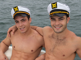 Ollie and Tanner - Bareback