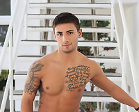 Straight Muscle Hunk Zach Ramos shows off his Gym Ready Bod