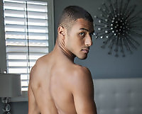 Austin Wilde fucks Dominic Santos Raw