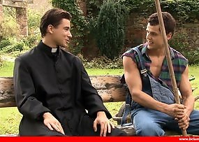 Ginos Garden Of Eden With Gino Mosca and Marcelo Rios