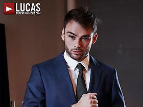 Max adonis