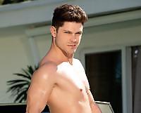 Making Moves With Devin Franco and Quin Quire