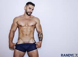 Arad Winwin and Tanner Valentino