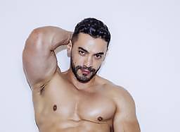 Arad Winwin and Tanner Valentino