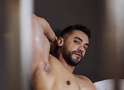 Arad Winwin and Tanner Valentino