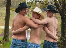 Corbin Fisher: Elijah & Simon Tag Team Travis