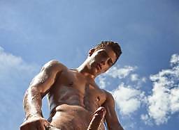 Julien Hussey and Ariel Vanean