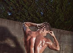 Julien Hussey and Ariel Vanean