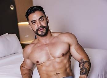 RandyBlue - Arad Winwin & Parker Nolan