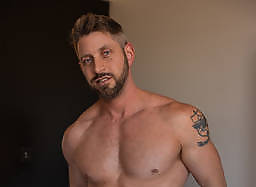 Cocky boys: Jack Valor & Johnny Ford