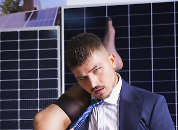 Menatplay: Ready To Take The Boss -Nico Bello and Tom Storm
