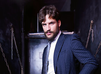 Menatplay: Spanish Cruising Spot, Part 3