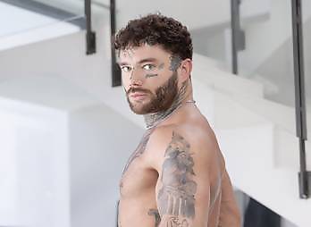 HotHouse: Take It From The Top - Joel Hart & Benjamin King