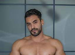 RandyBlue: Alex Kof & Arad Winwin