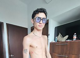 AmateurGayPOV: Fast Friends