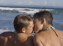 FreshMen: Simeon Krayev and Sammy Steed