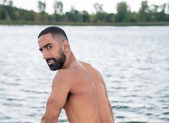 Raging Stallion: Shore Things - Ali Rush and Felix Trainor