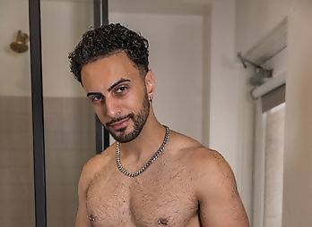 RandyBlue: From bathroom to bed - Dakota Wonders and Zayda