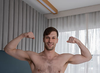 RandyBlue: Jaxon Valor Welcomes Dan Daniels