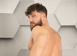 NakedSword X Falcon Studios: Ten Out of Ten: Derek’s First Gonzo Gangbang