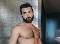 Randy Blue: Beau Butler Debut topping newcomer Paolo Bruni