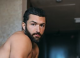 Randy Blue: Beau Butler Debut topping newcomer Paolo Bruni