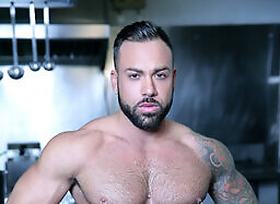 Menatplay: High Heat, Editor's Cut - Emir Boscatto And Sergi Rodriguez