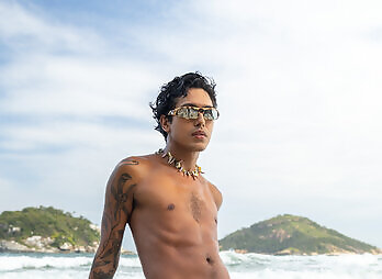 NakedSword X VoyR: Sir Peter Bangs Brazil - Sir Peter And Lvcas Ripardo