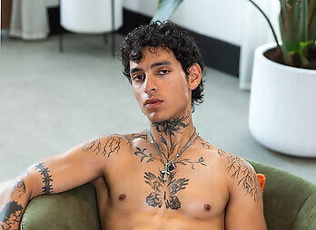 CockyBoys: 3-Way - Harley Xavier, Kane Fox And Lyle Isira