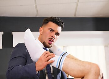 Menatplay: Overheating With Pol Prince And Koki Castillo