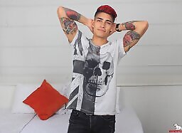 BadPuppy: Colombian Max Stiven Solo