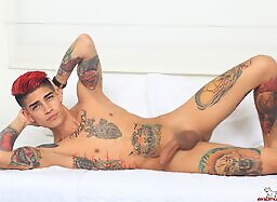 BadPuppy: Colombian Max Stiven Solo